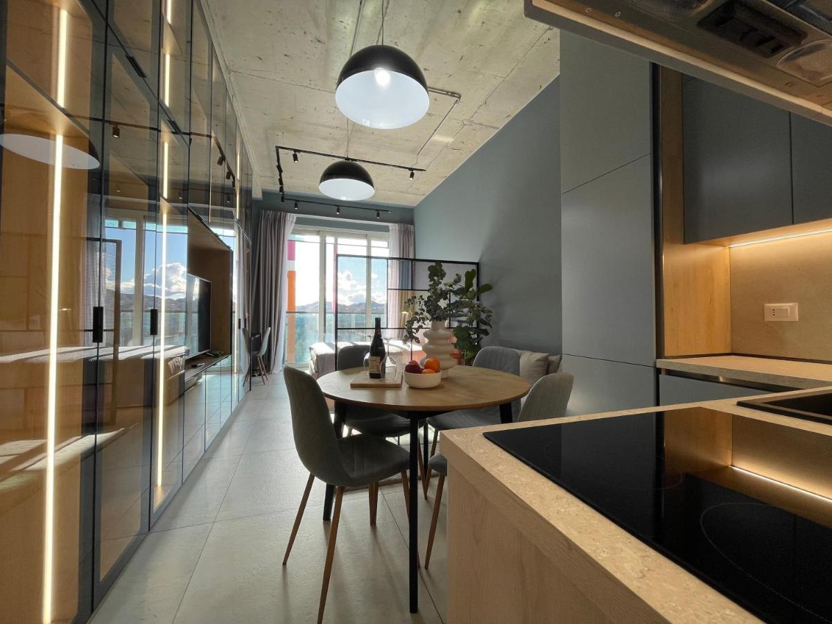 Ambassador Skyline Apartments Τίρανα Εξωτερικό φωτογραφία
