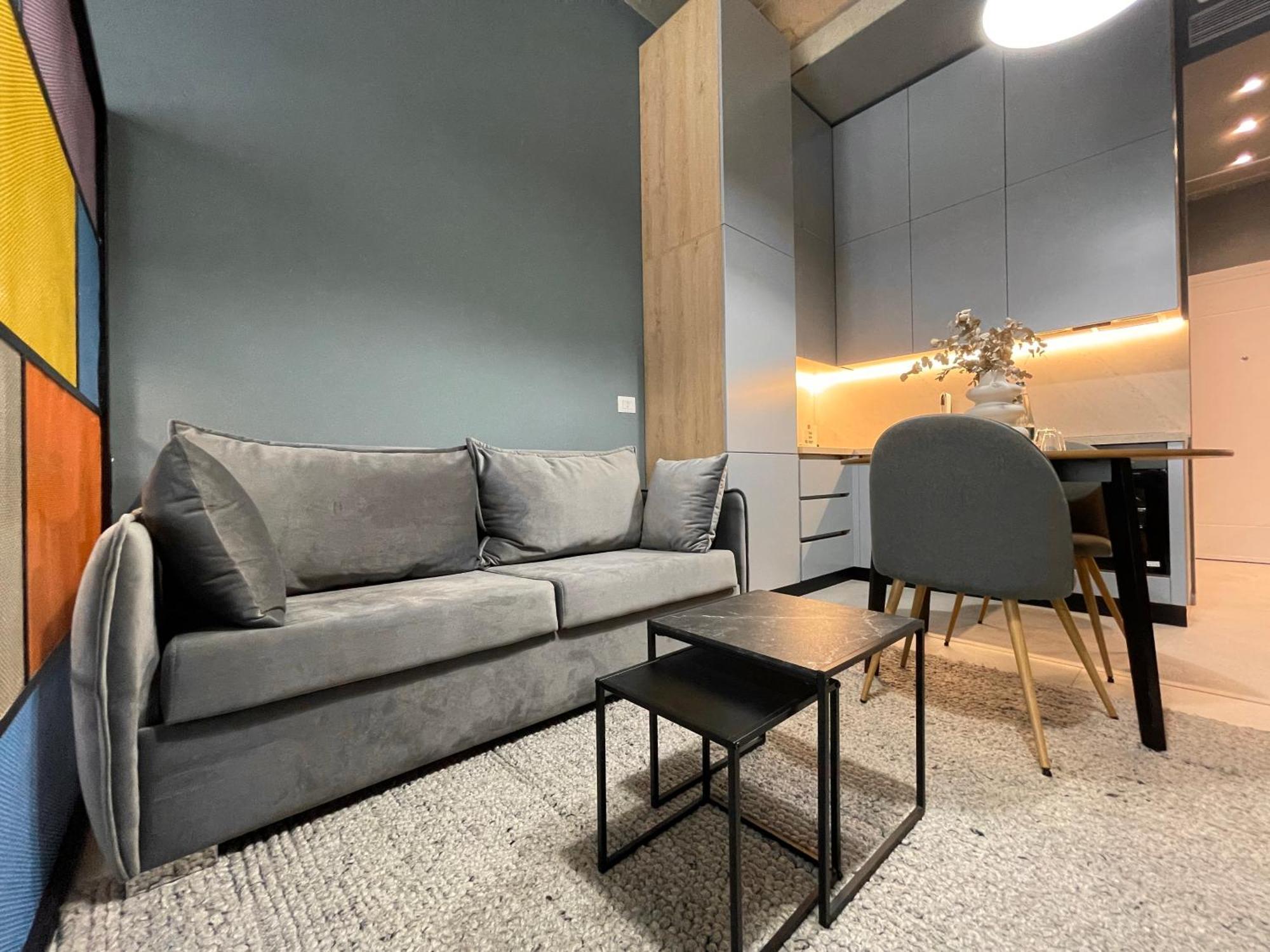 Ambassador Skyline Apartments Τίρανα Εξωτερικό φωτογραφία
